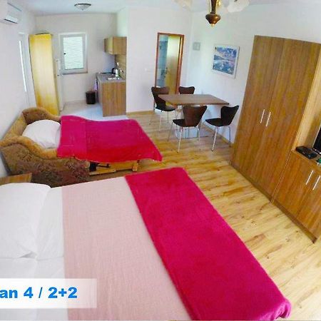 Villa Kristinka Vodice Esterno foto