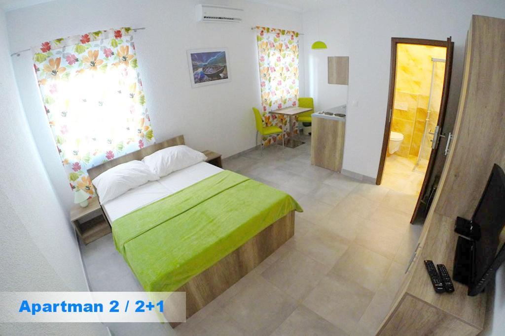 Villa Kristinka Vodice Esterno foto