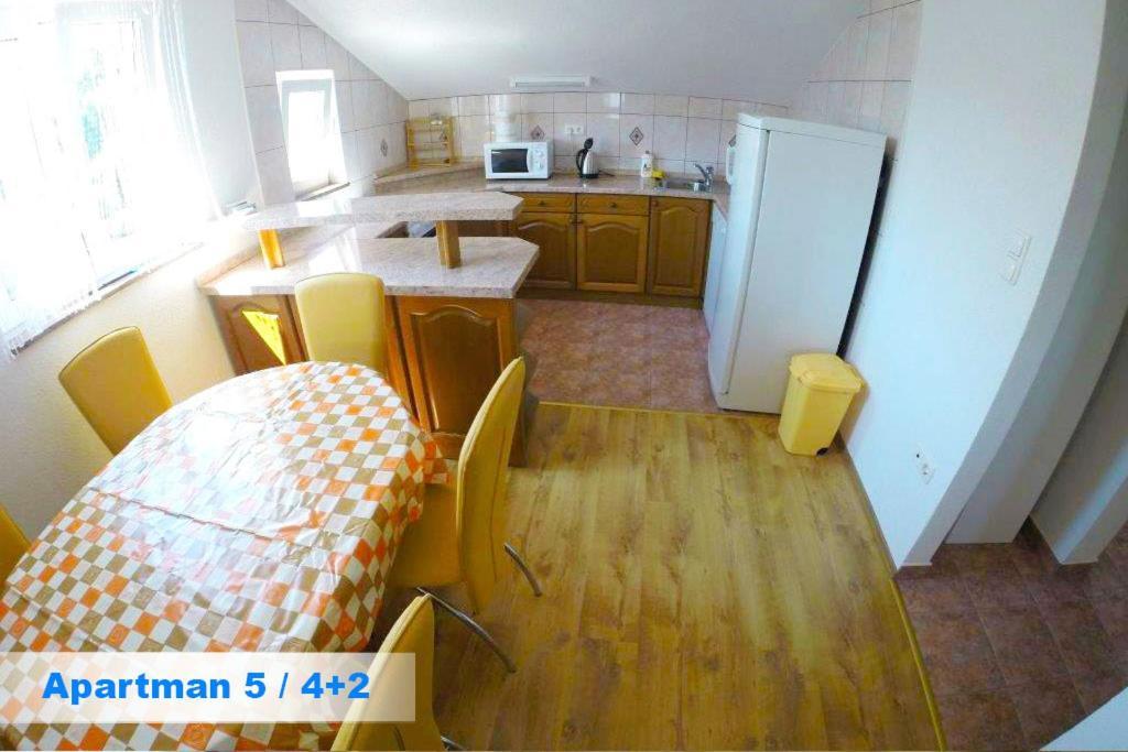 Villa Kristinka Vodice Esterno foto