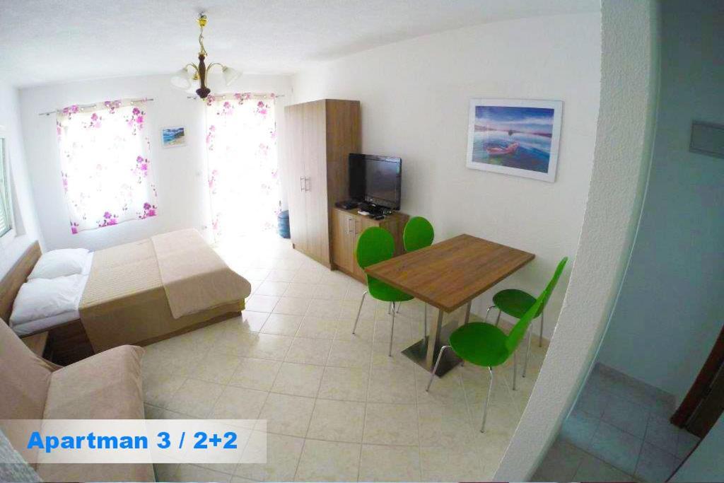 Villa Kristinka Vodice Esterno foto